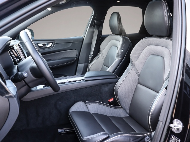 Volvo XC60 (12/2022, Diesel)