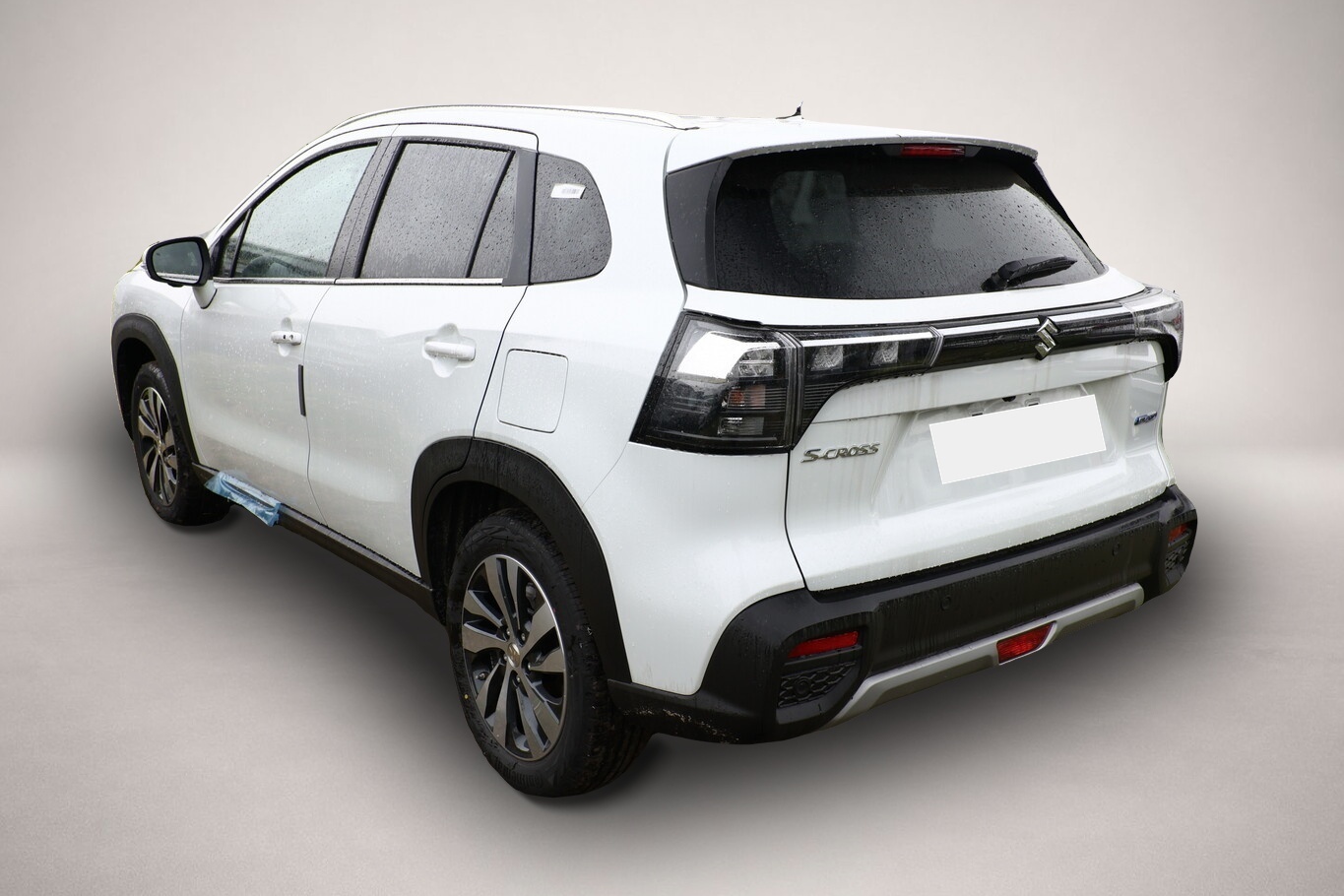 Suzuki Across (03/2026, Benzin)