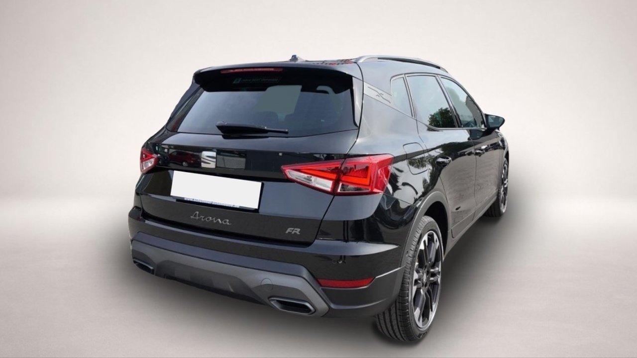 Seat Arona (03/2026, Benzin)