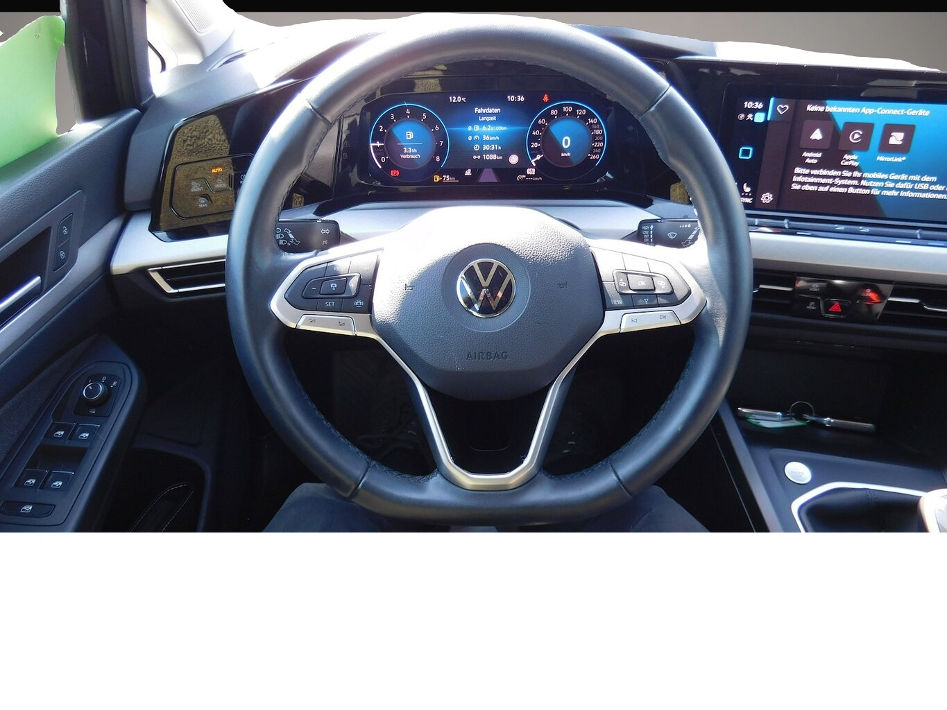 Volkswagen Golf (03/2023, Benzin)
