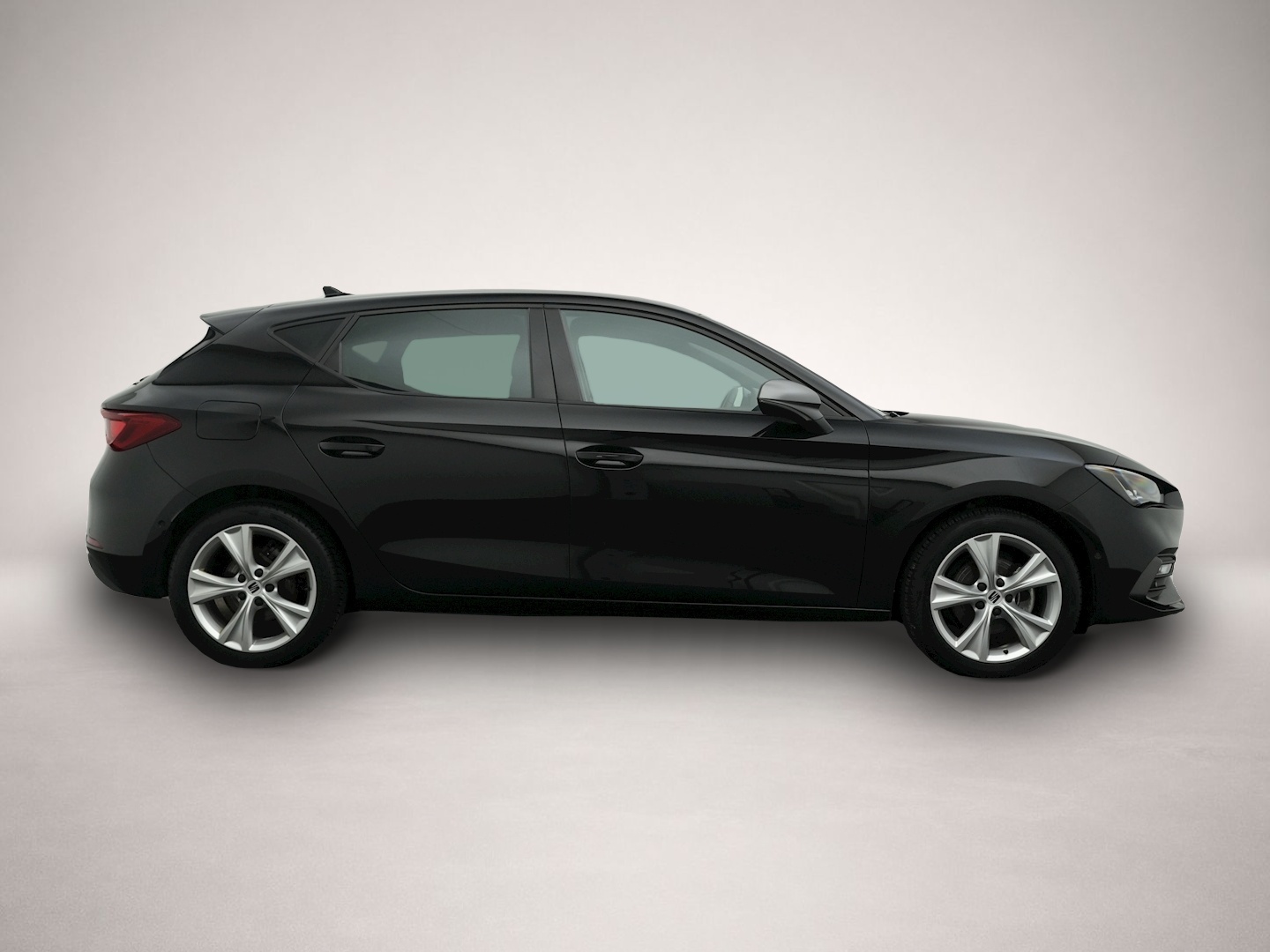 Seat Leon (08/2025, Benzin)