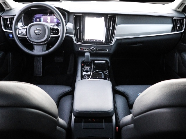 Volvo V90 (02/2025, Hybrid (Benzin/Elektro))
