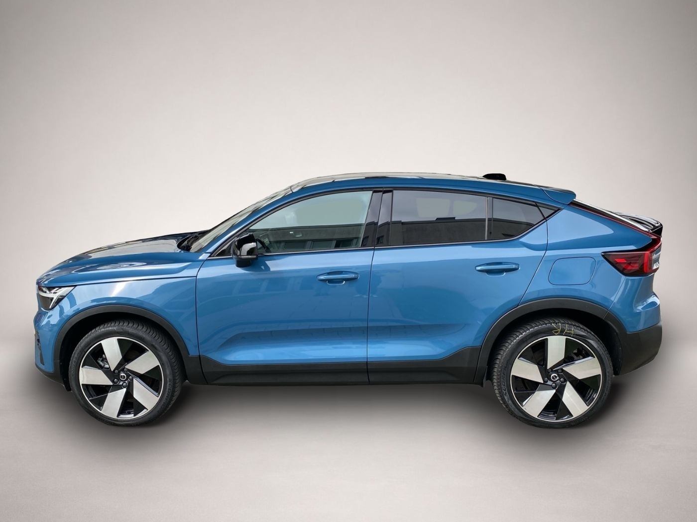 Volvo C40 (05/2023, ELECTRIC)