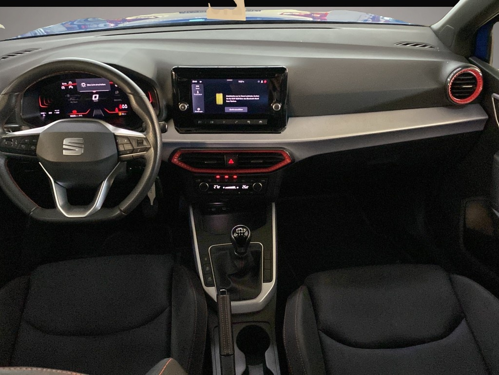 Seat Arona (03/2025, Benzin)
