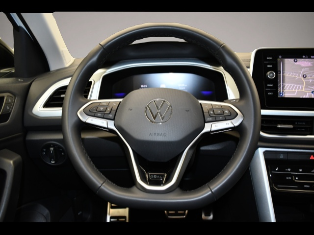 Volkswagen T-Roc (07/2025, )