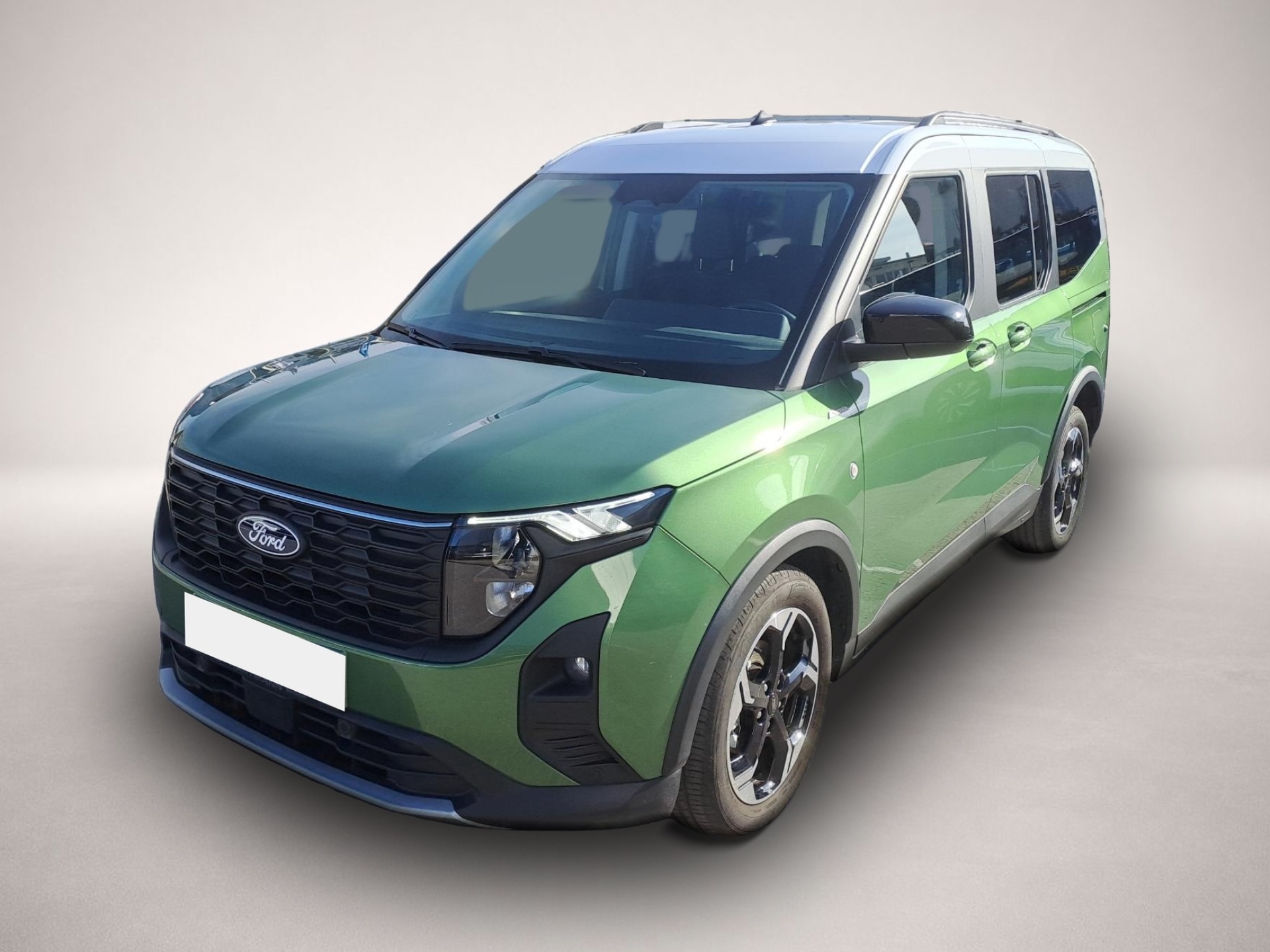 Ford Tourneo Courier (06/2025, Benzin)