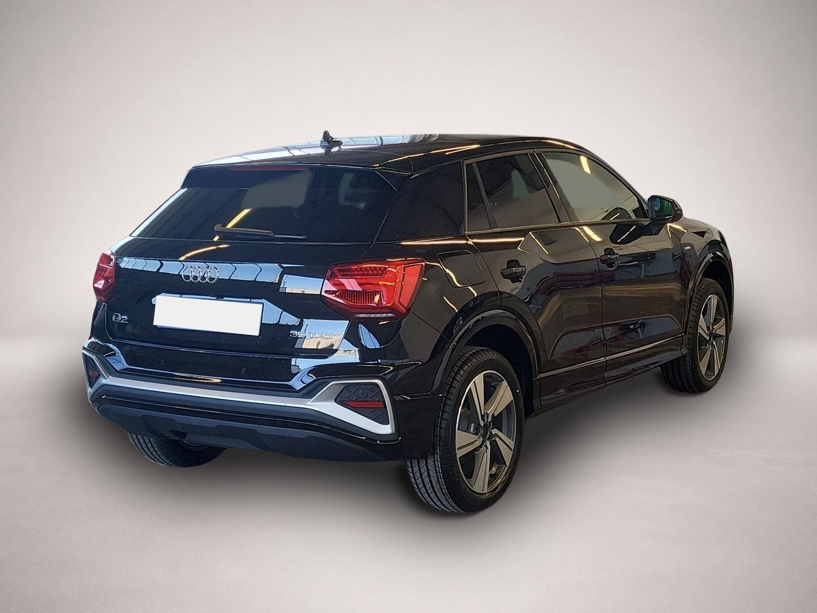 Audi Q2 (07/2025, Benzin)