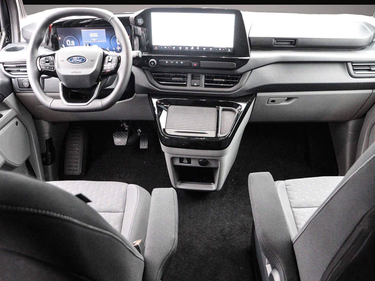 Ford Tourneo Custom (03/2026, Diesel)