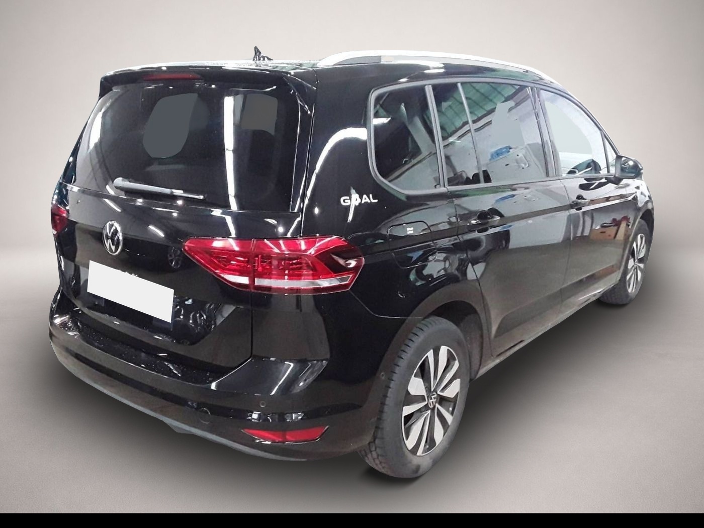 Volkswagen Touran (11/2025, Benzin)