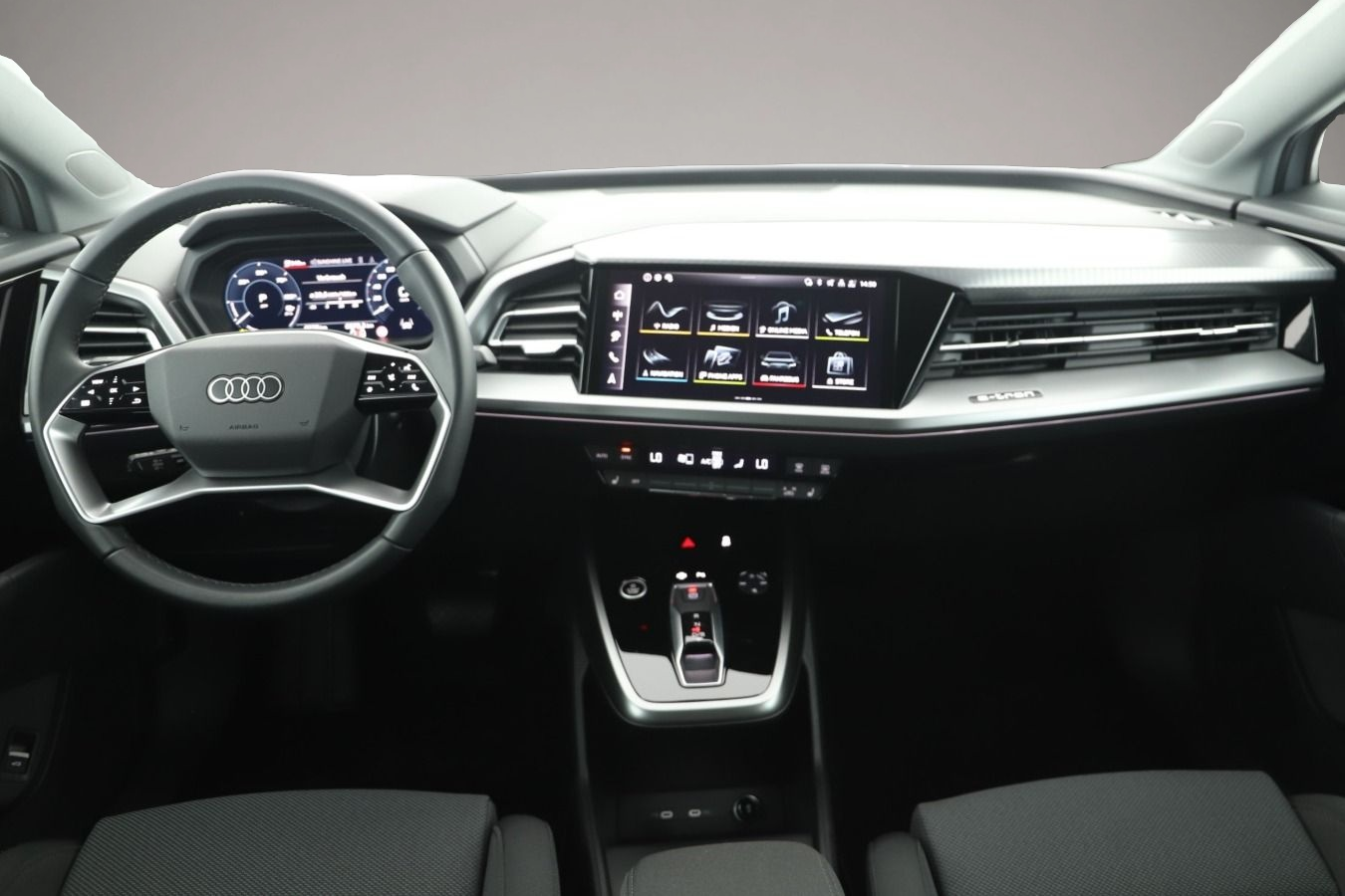 Audi Q4 e-tron (09/2025, ELECTRIC)
