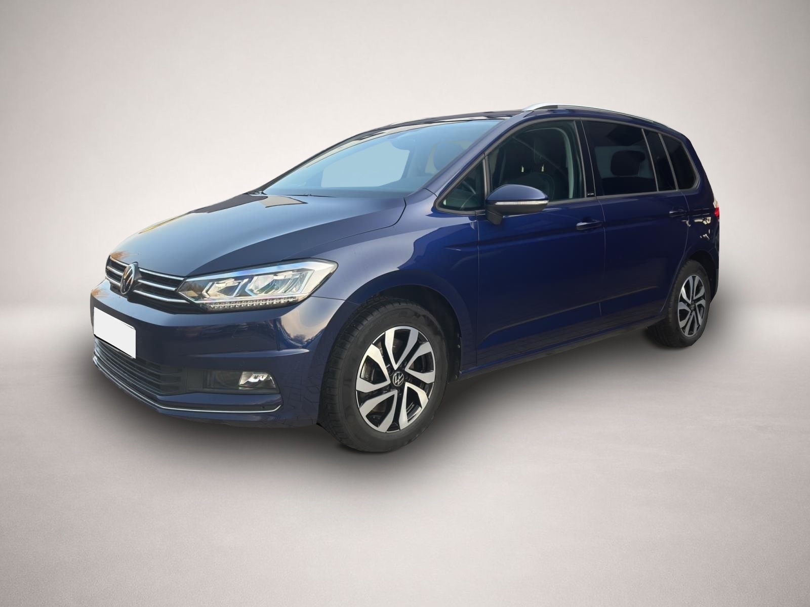 Volkswagen Touran (11/2021, Benzin)