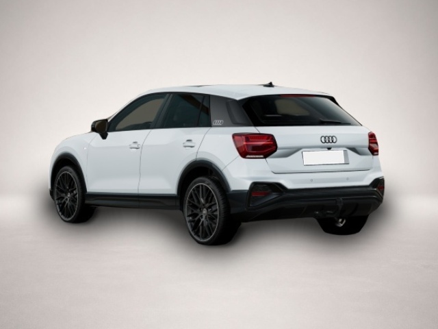 Audi Q2 (03/2026, Benzin)