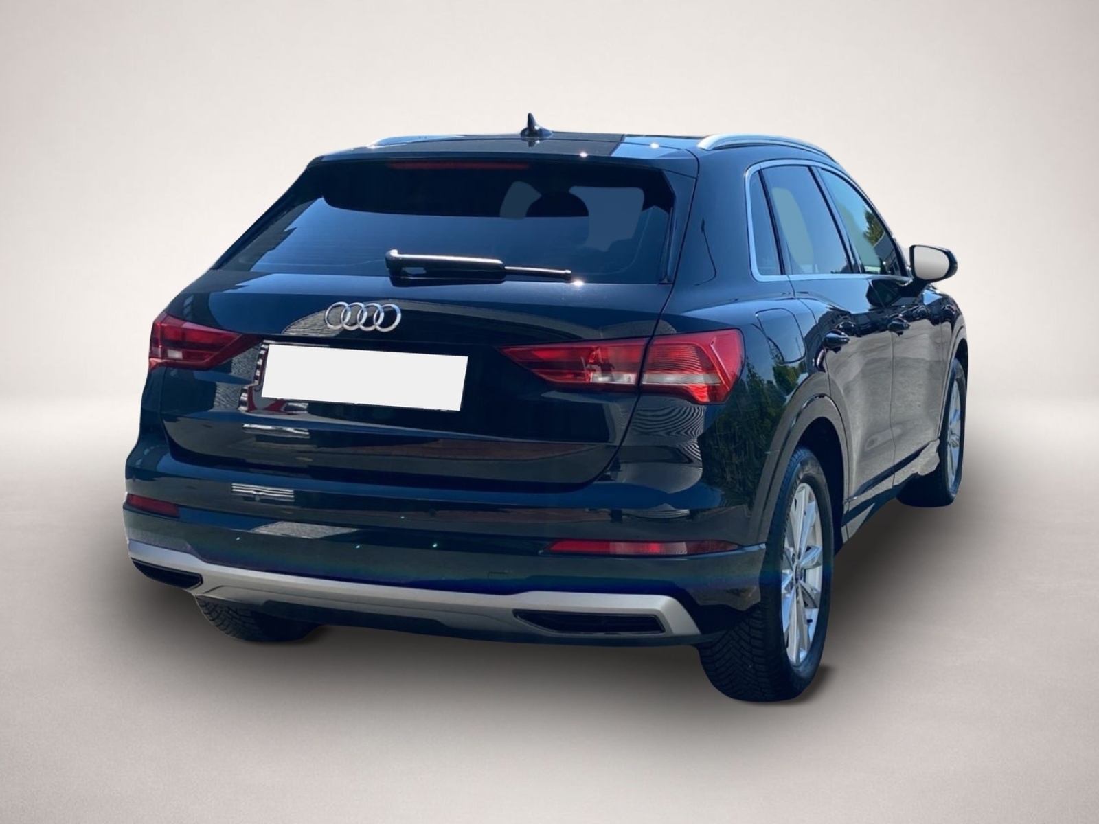 Audi Q3 (10/2020, Benzin)