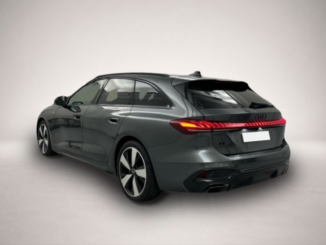 Audi A5 (05/2025, Benzin)