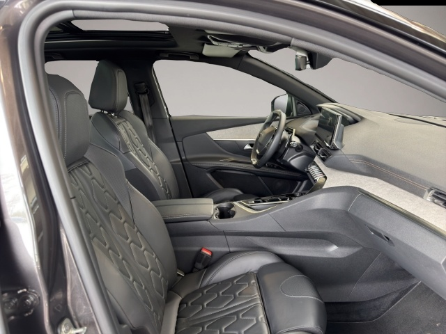 Peugeot 3008 (01/2024, Benzin)