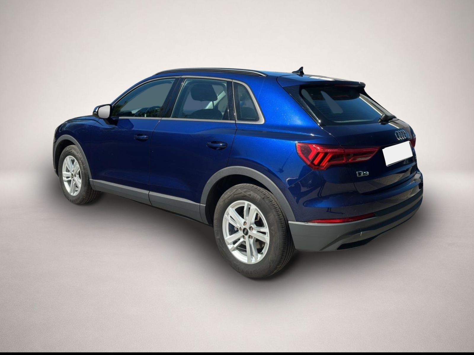 Audi Q3 (10/2023, Benzin)