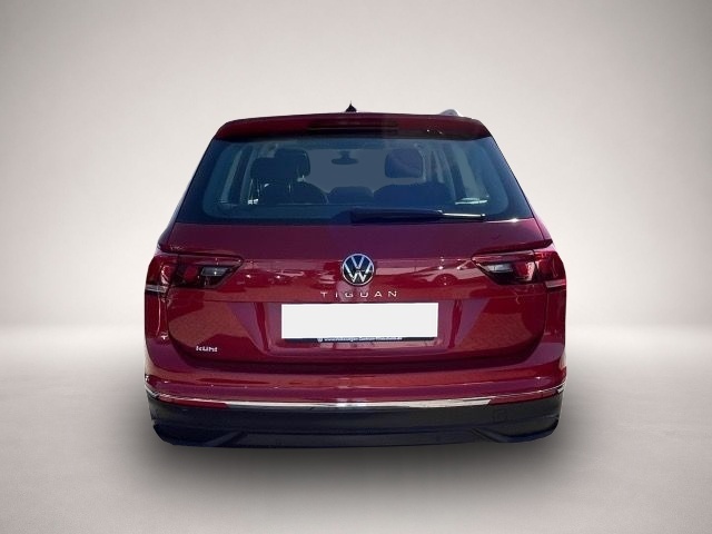 Volkswagen Tiguan (02/2022, Benzin)