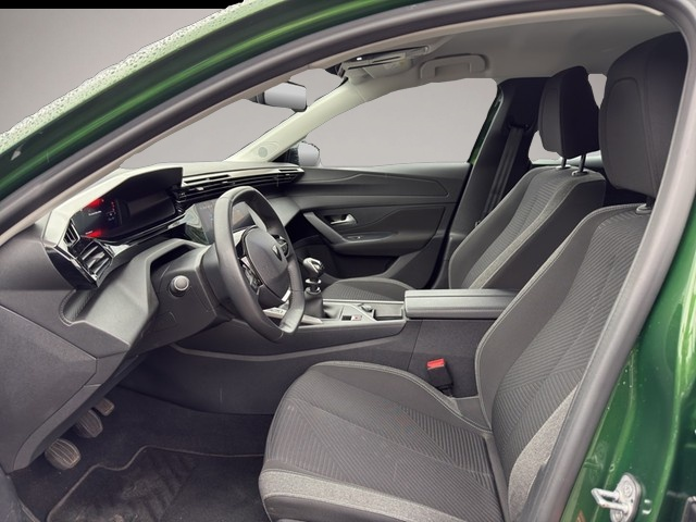 Peugeot 308 (11/2023, Benzin)