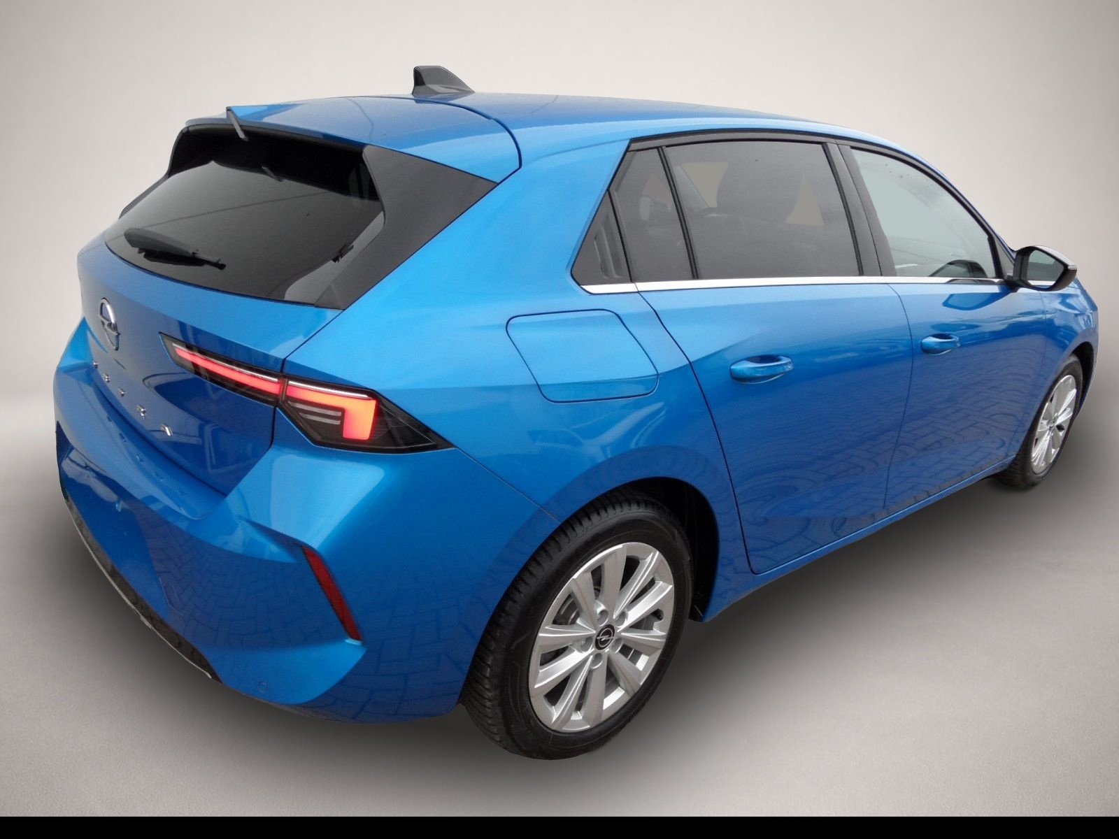 Opel Astra (03/2023, )