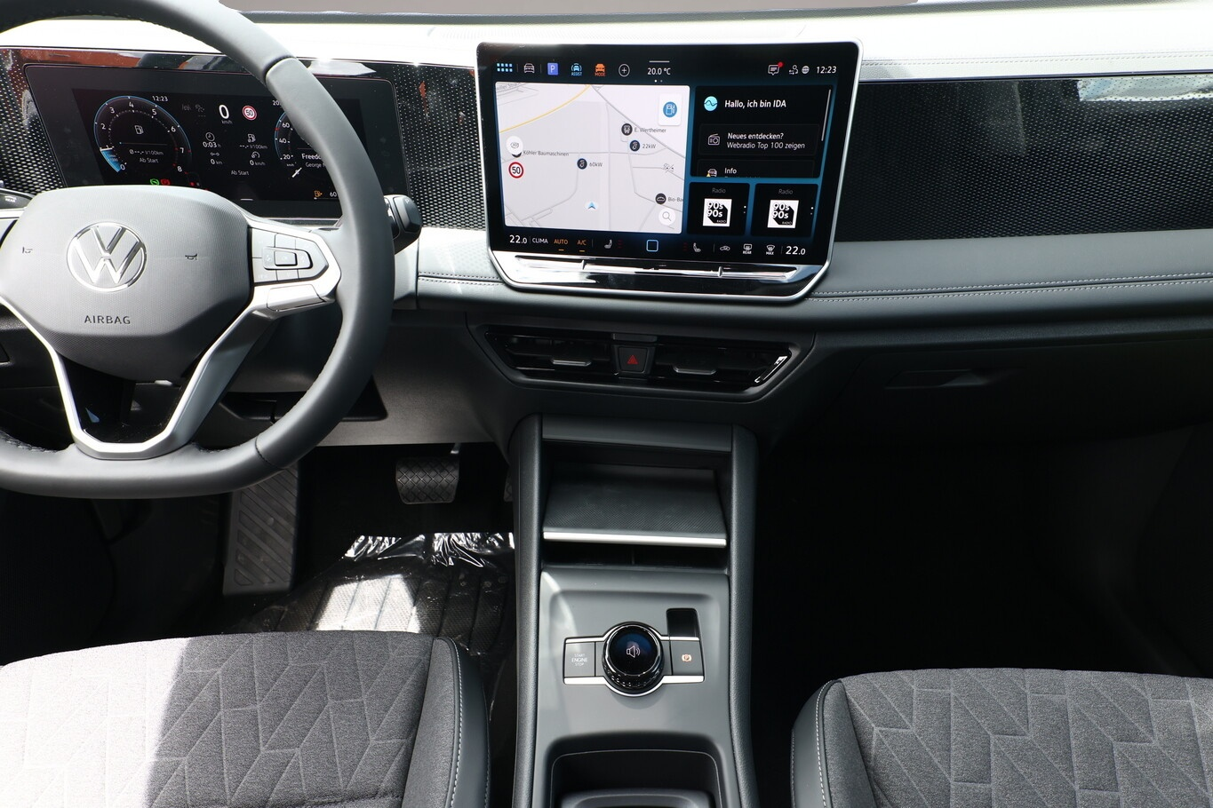 Volkswagen Tiguan (04/2026, Benzin)