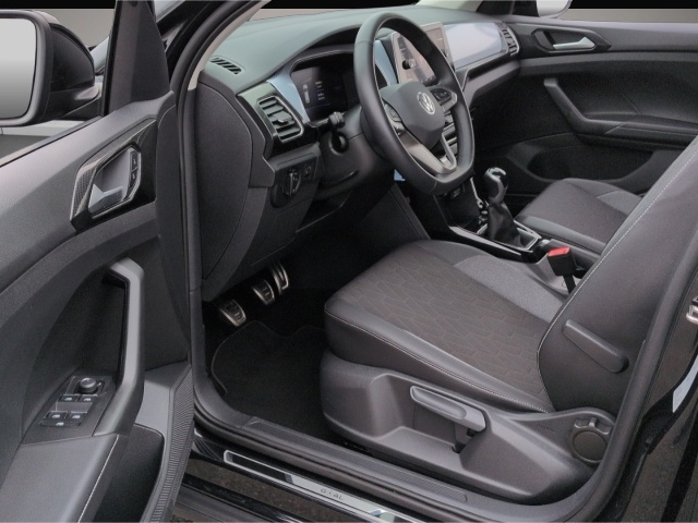 Volkswagen T-Cross (03/2025, Benzin)