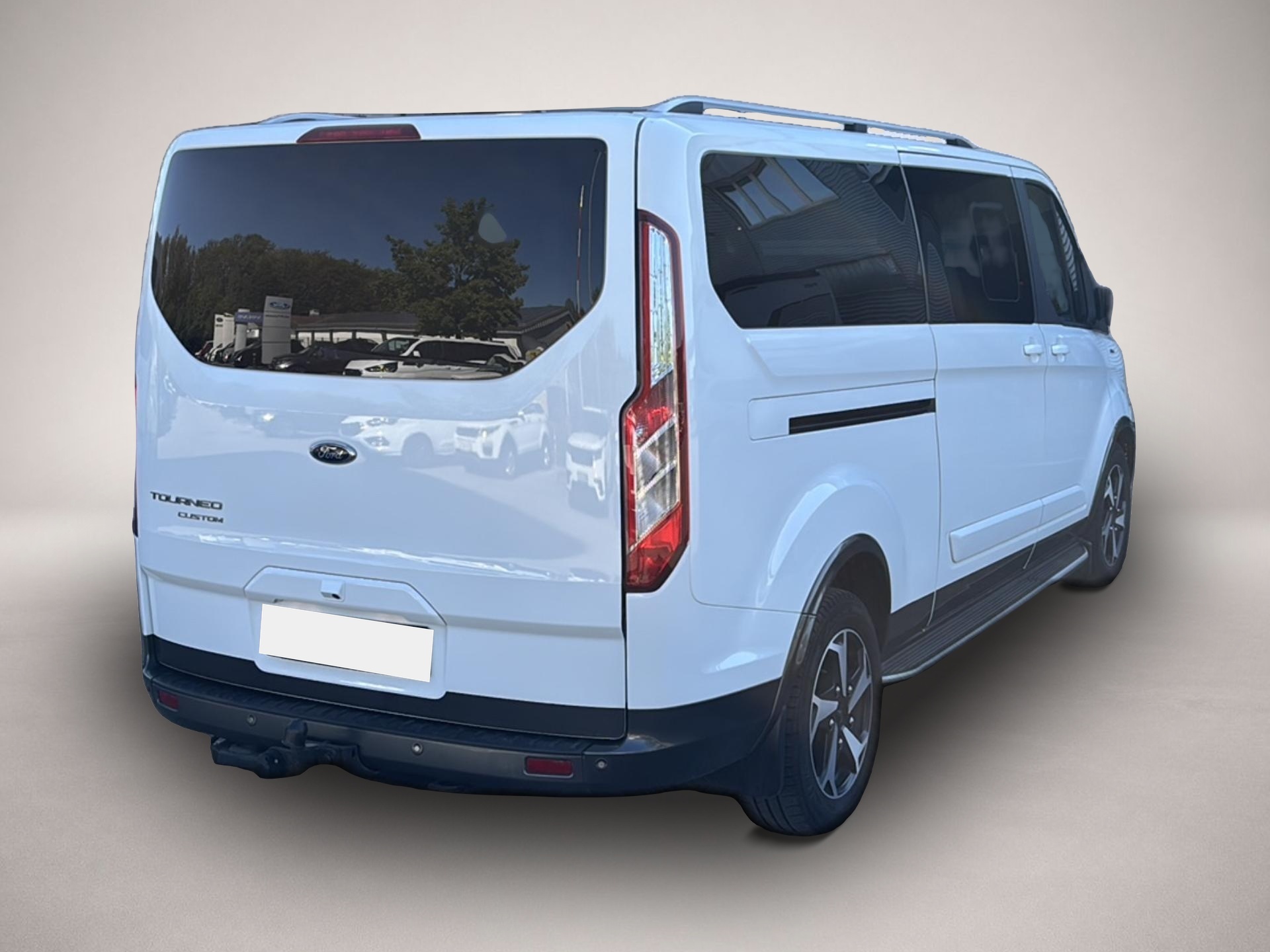 Ford Tourneo Custom (06/2022, Diesel)