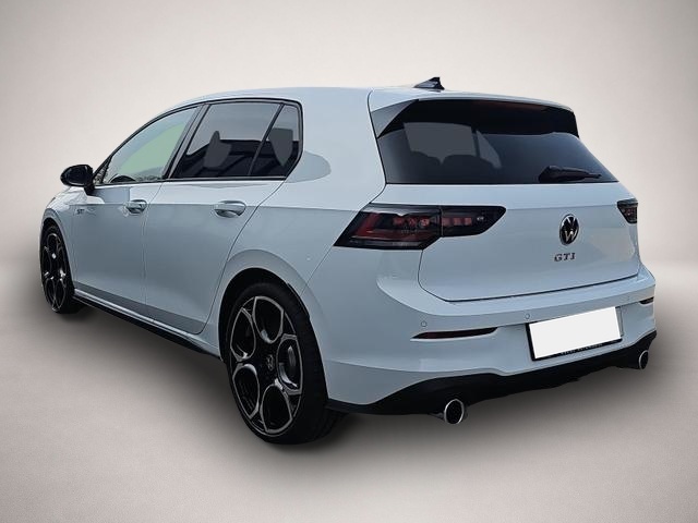 Volkswagen Golf (05/2026, Benzin)