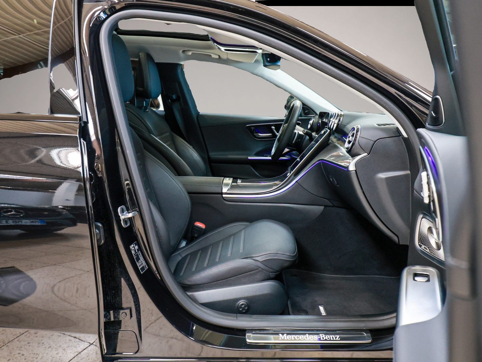 Mercedes-Benz C 300 (07/2025, Hybrid (Benzin/Elektro))