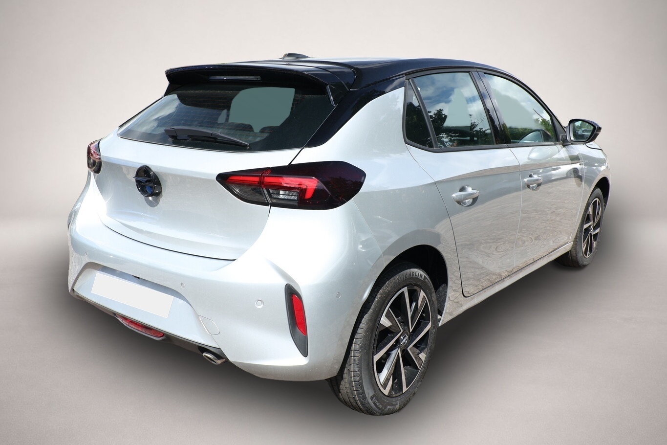 Opel Corsa (10/2025, Benzin)