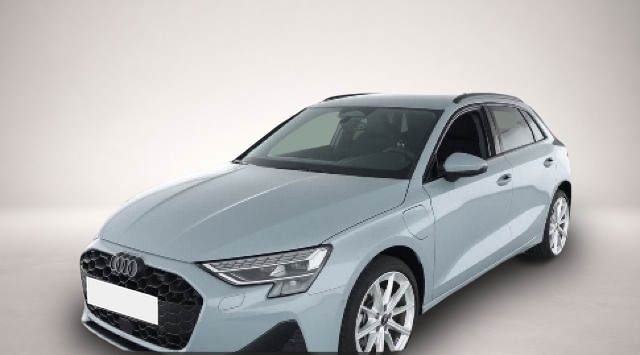 Audi A3 (11/2025, Hybrid (Benzin/Elektro))
