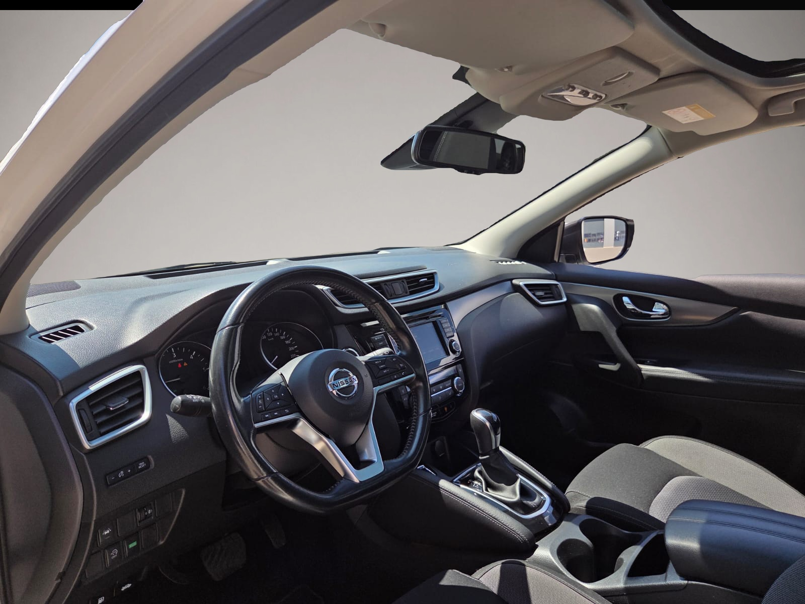 Nissan Qashqai (02/2019, )