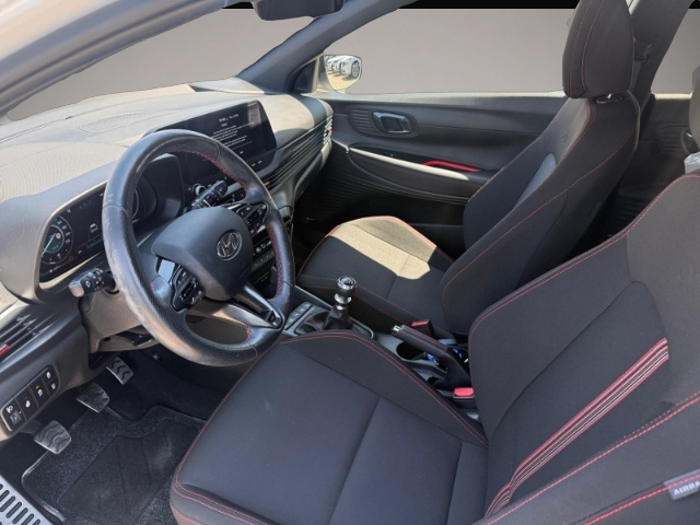Hyundai i20 (09/2023, Benzin)
