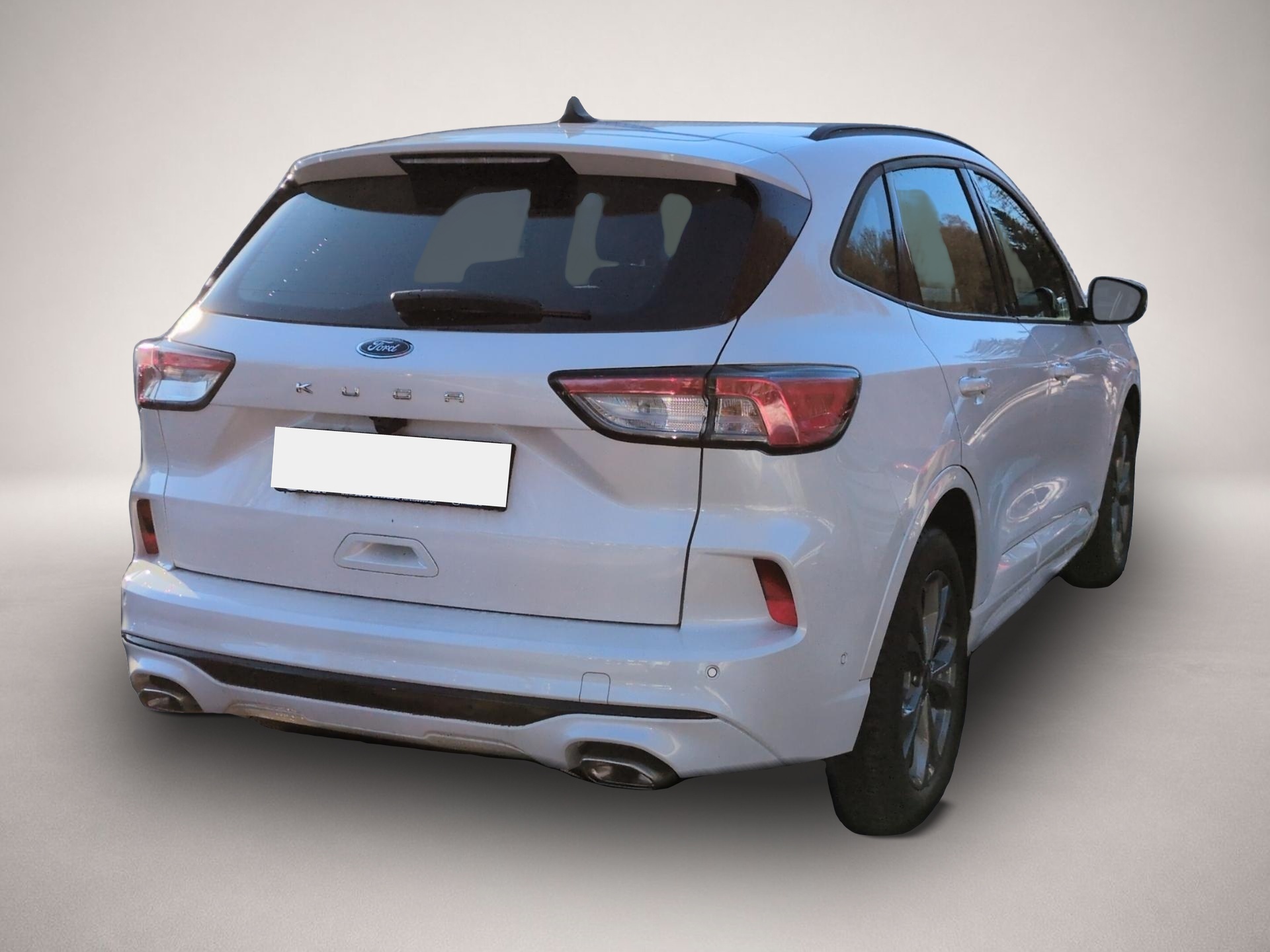 Ford Kuga (07/2023, Benzin)