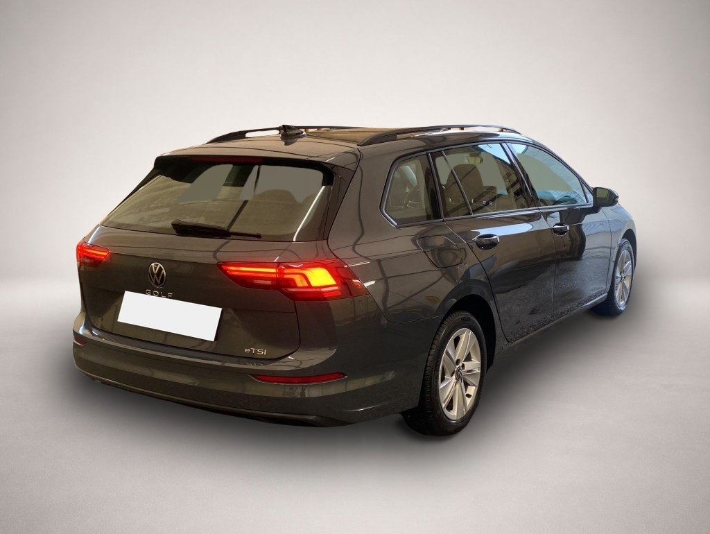 Volkswagen Golf (03/2025, Benzin)