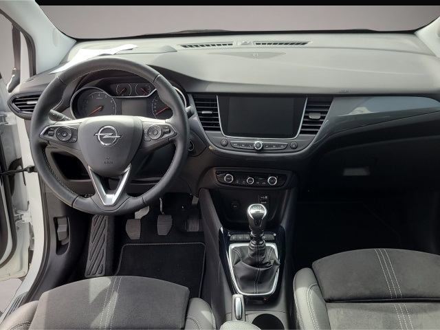 Opel Crossland (X) (02/2024, Benzin)