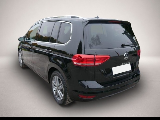 Volkswagen Touran (06/2026, Benzin)