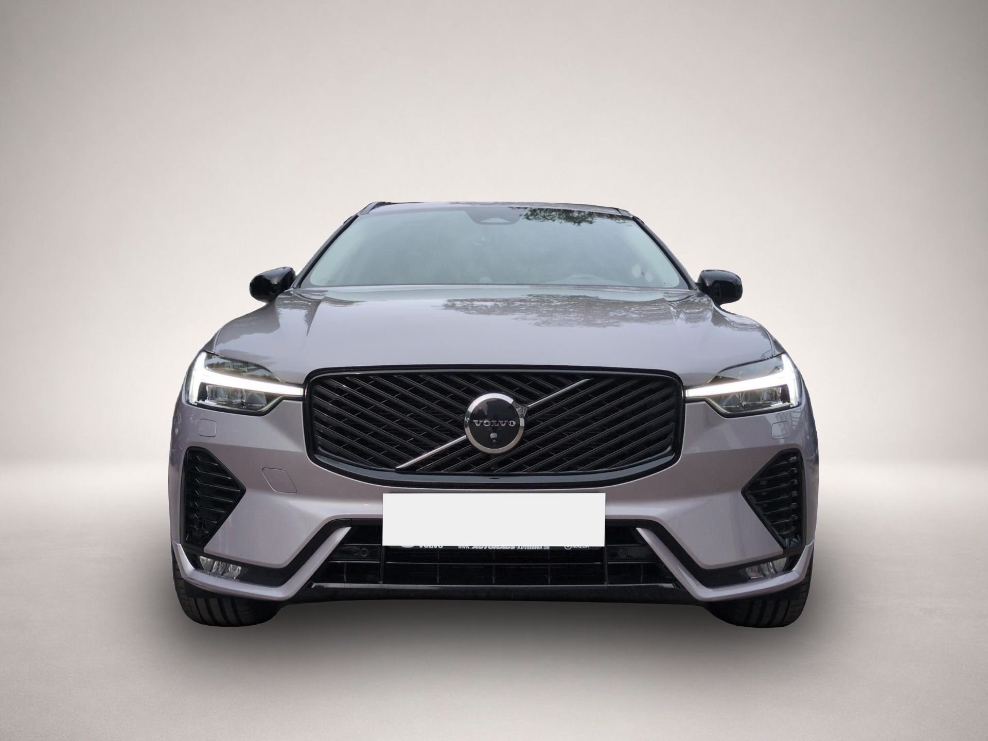 Volvo XC60 (11/2025, Benzin)