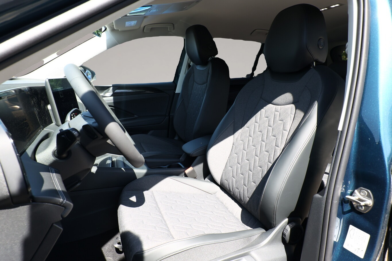 Volkswagen Tiguan (04/2026, Benzin)