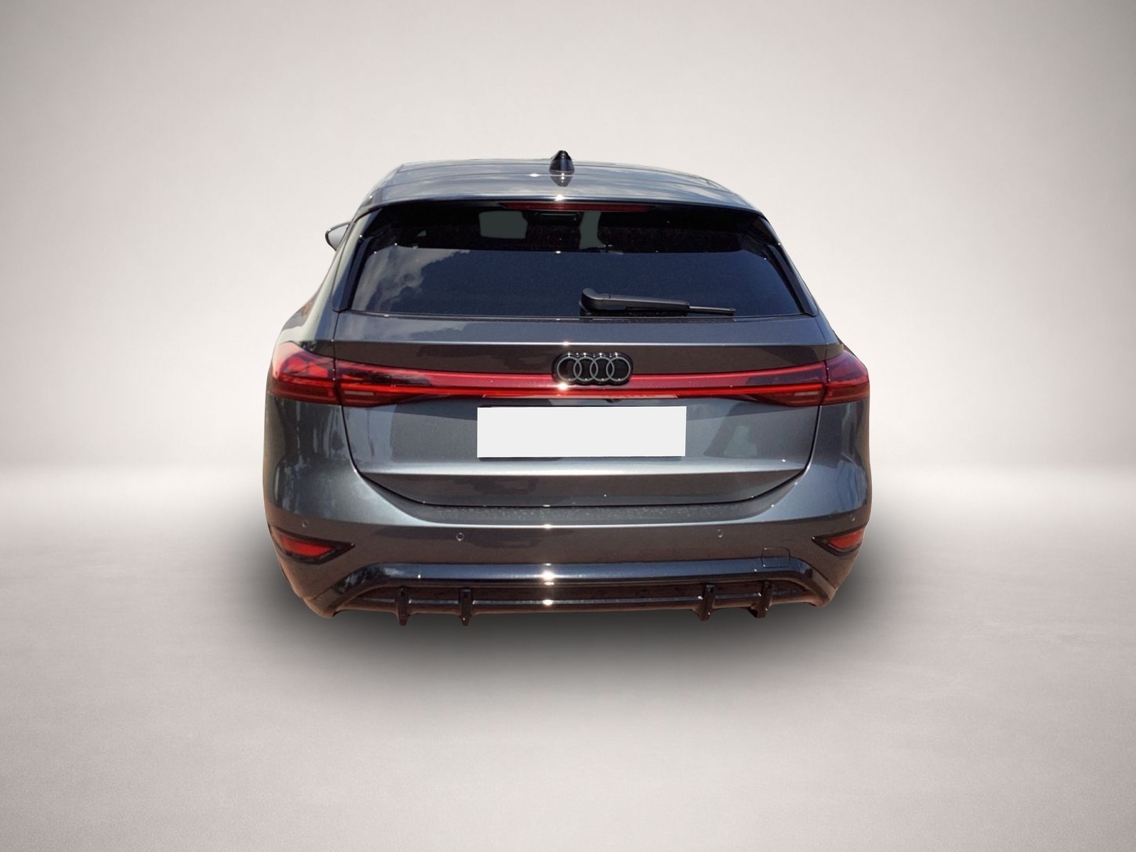 Audi e-tron (12/2025, ELECTRIC)