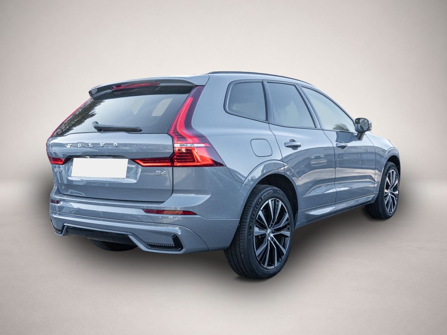 Volvo XC60 (10/2023, Benzin)