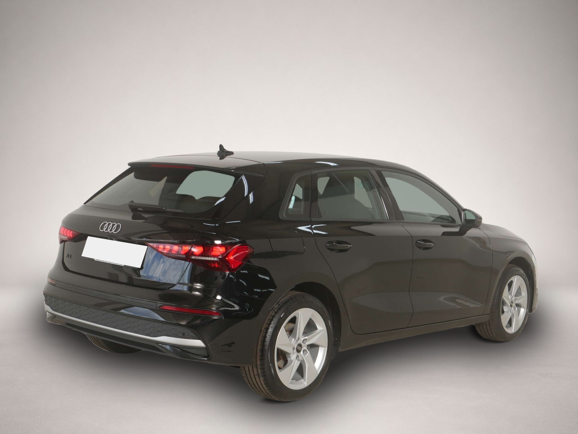 Audi A3 (09/2025, Benzin)
