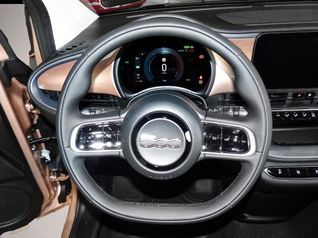 Fiat 500e (, ELECTRIC)