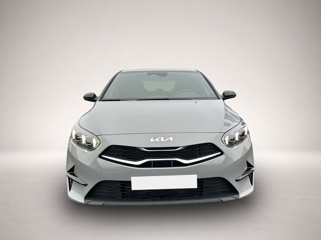 KIA cee'd / Ceed (03/2025, Benzin)