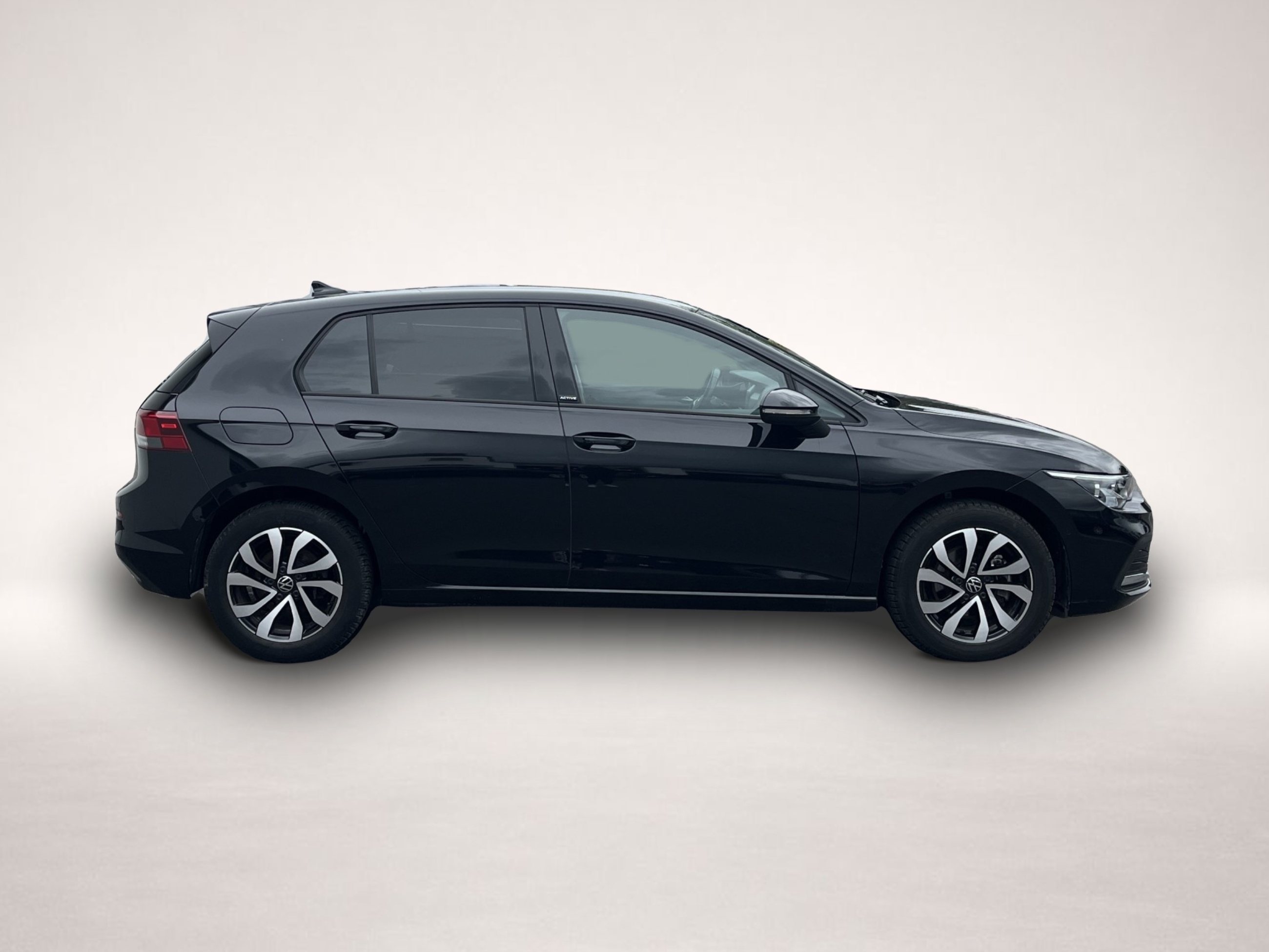 Volkswagen Golf (12/2022, Benzin)