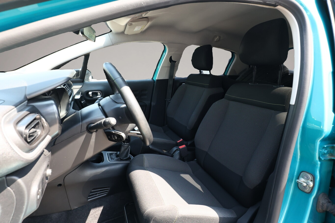 Citroen C3 (11/2023, Benzin)