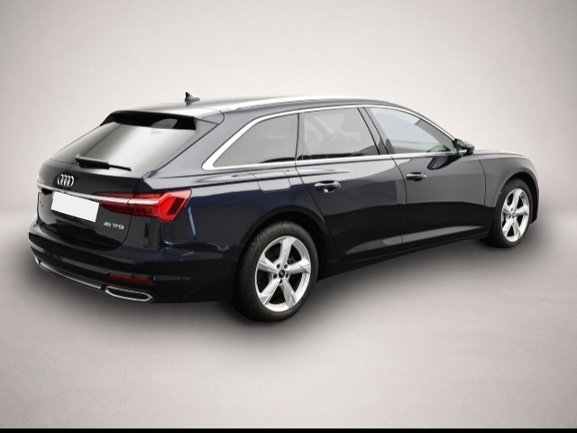 Audi A6 (07/2021, Benzin)