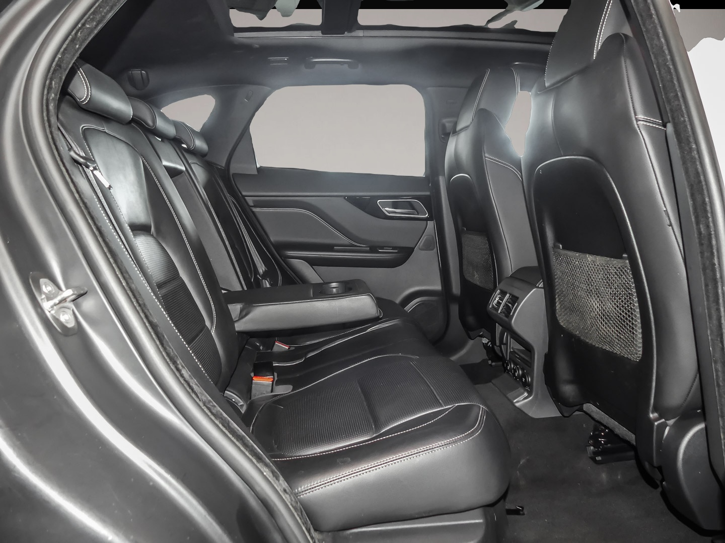 Jaguar F-Pace (08/2018, Benzin)