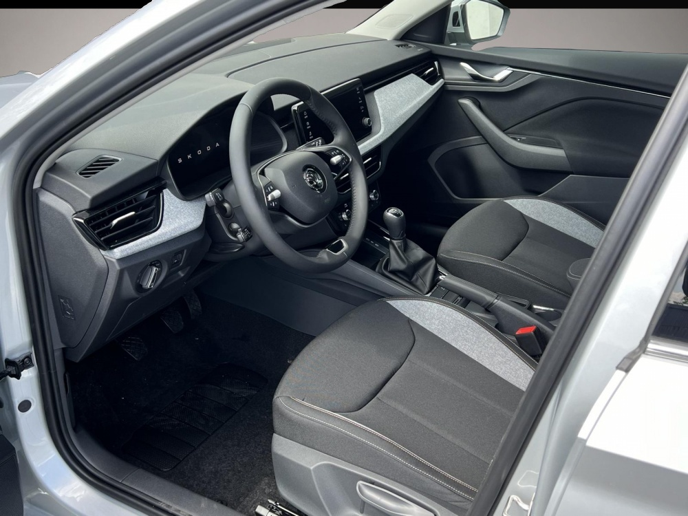 Skoda Scala (, Benzin)