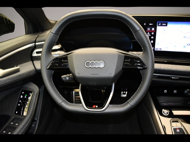 Audi A5 (05/2025, Benzin)