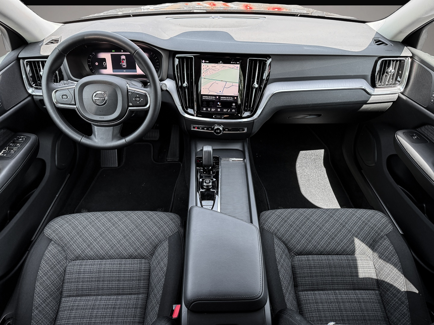 Volvo V60 (06/2024, Benzin)